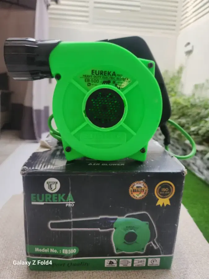 Eureka Pro EB-600 Heavy Duty Electric Air Blower - 600W Variable Speed, Blowing & Vacuum 2-in-1